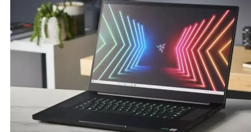 Razer Blade 17 Gaming Laptop