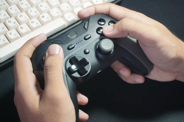 How to Play Valorant With a Controller