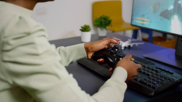 How to Play Valorant With a Controller